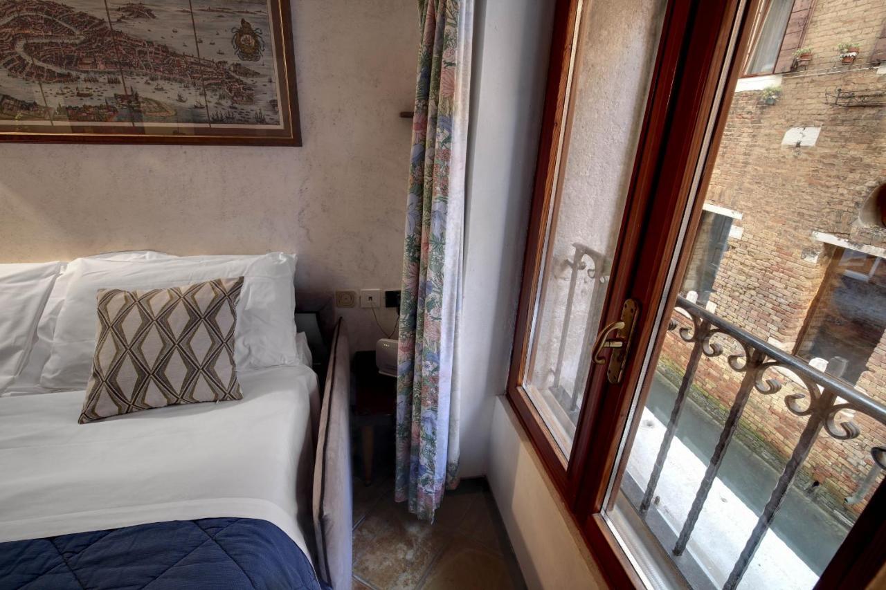 Canal View Suite In Rialto By Wonderful Italy Venice Exterior photo